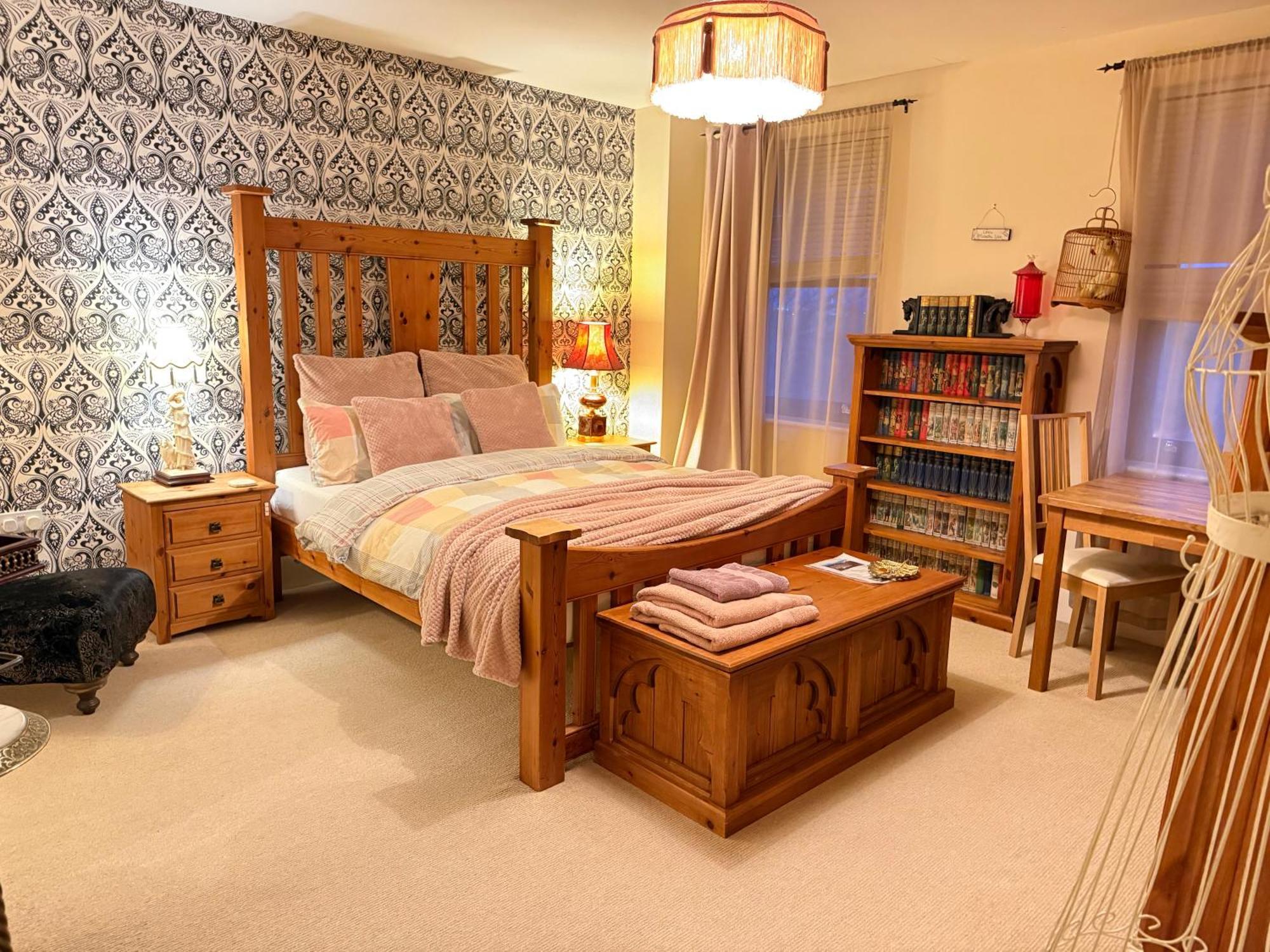 Upton Country Park Guest House Northampton Buitenkant foto